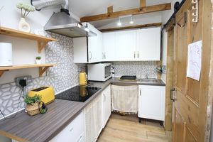 Photo 17- click for photo gallery